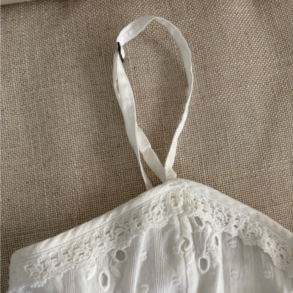 Hollister White Smocked Eyelet Peplum Camisole - Picture 4 of 5
